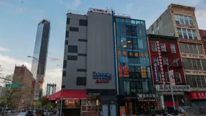 ABD’de 2 Çinli "gizli polis karakolu" kurdukları iddiasıyla gözaltına alındı