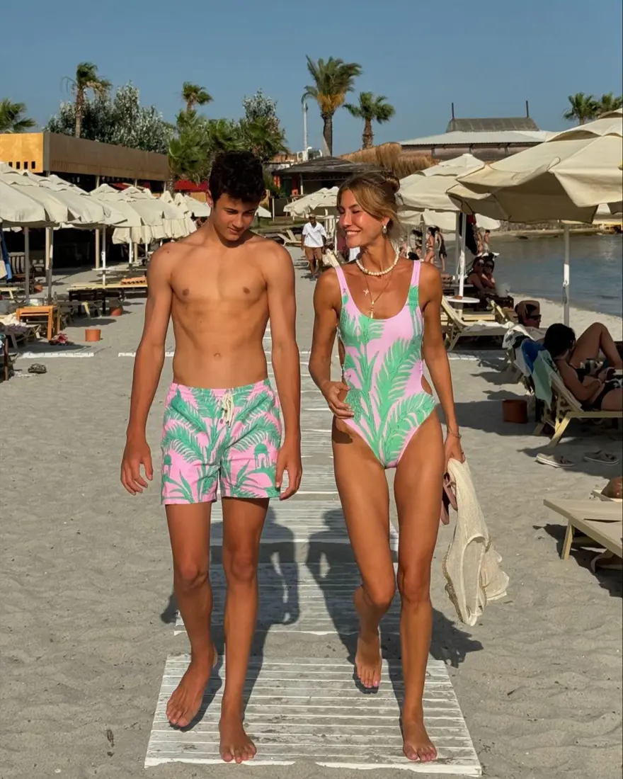 Çağla Şıkel'den oğlu Kuzey ile tatil pozları 2