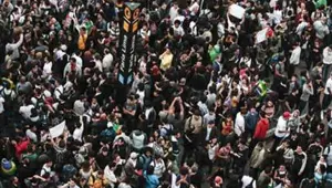 Brezilya'da 200 bin kişi ayakta Brezilya'da 200 bin kişi ayakta