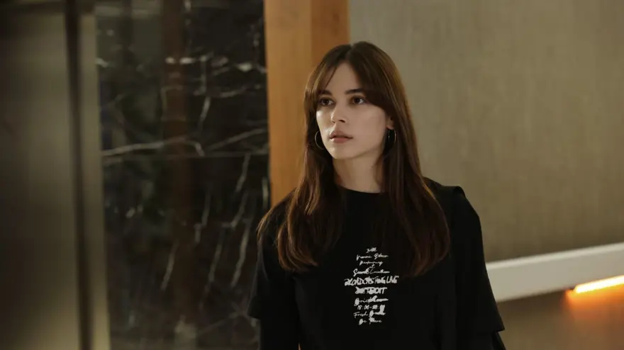 Çarpıntı dizisinde Reyhan evi terk ediyor 6 Çarpıntı dizisinde Reyhan evi terk ediyor 6