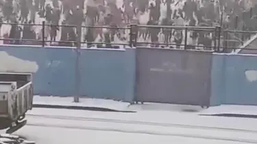 Başakşehir'deki öğrencilerin kar sevinci