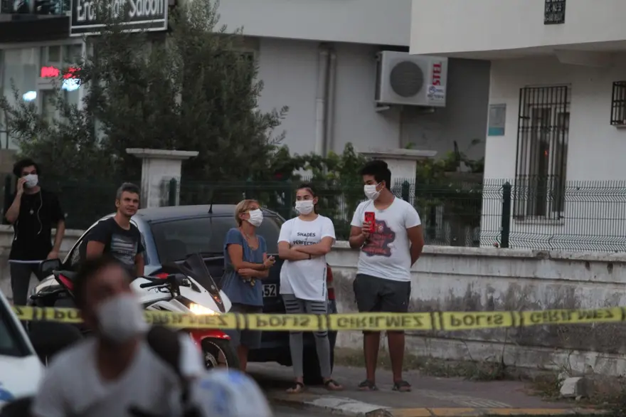 Antalya'da intihar girişimini film gibi izlediler 14