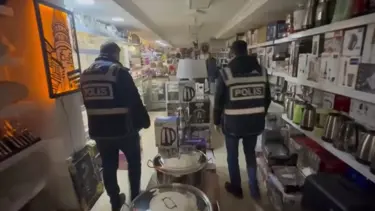 Üst kat züccaciye alt kat uyuşturucu imalathanesi