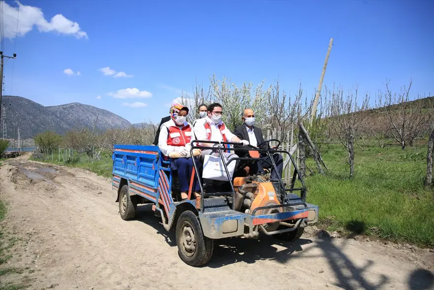 Gölün ortasındaki adada corona virüsten izole bir hayat sürdürüyorlar 17