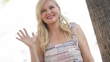 Kirsten Dunst da Şöhretler Kaldırımı’nda