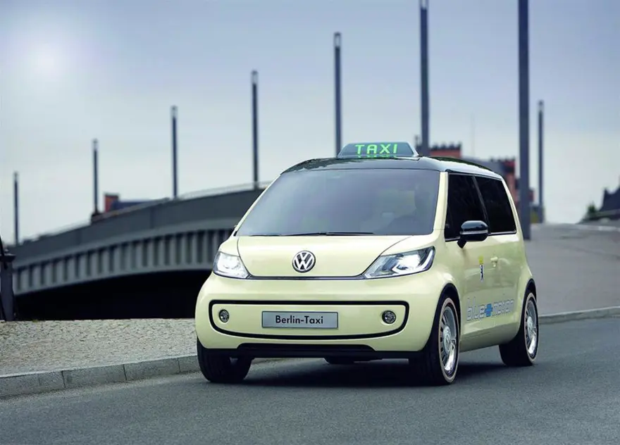 2010 Volkswagen Berlin Taxi Concept 1