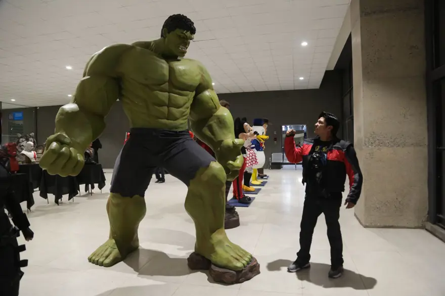 Bolivya'daki heykeltıraş, çizgi roman ve film karakterlerini yeniden oluşturuyor 28 Bolivya'daki heykeltıraş, çizgi roman ve film karakterlerini yeniden oluşturuyor 28