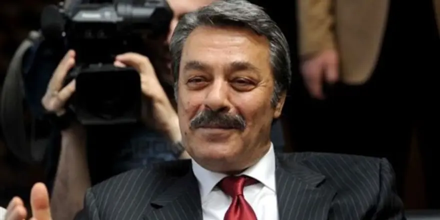 Kadir İnanır ekrana dönüyor 1