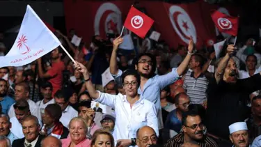 Tunus'ta cumhurbaşkanlığı seçiminin ikinci turu başladı