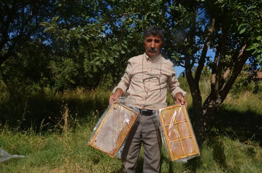 "OVANIN DEĞİL YAYLANIN BALI KALİTELİ" 3