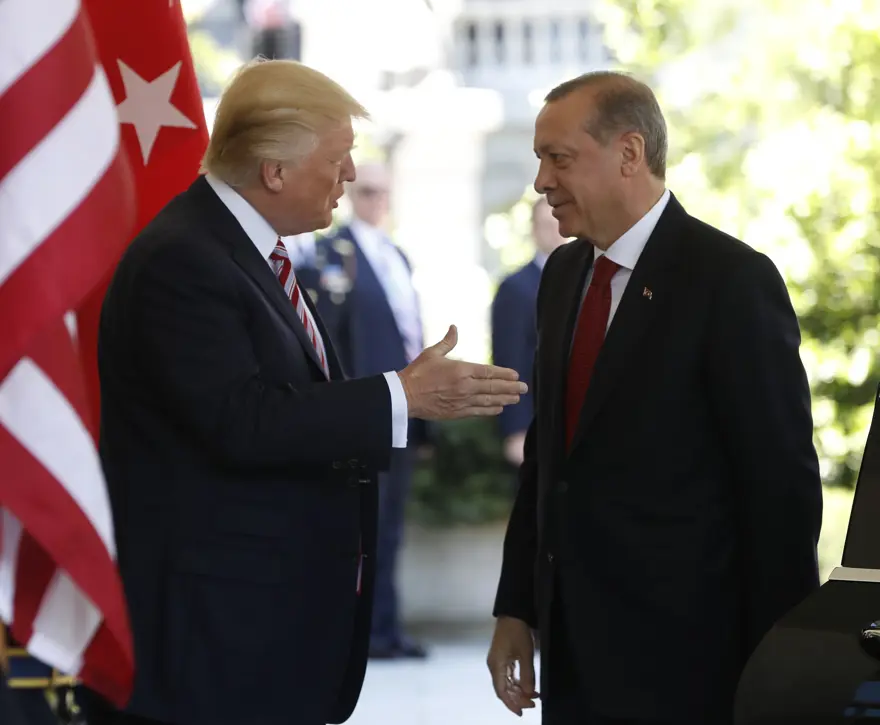Erdoğan ve Trump ilk kez buluştu 33