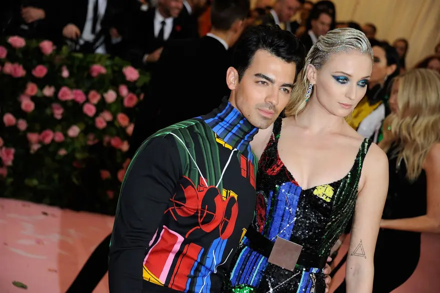 Sophie Turner ve Joe Jonas ikinci düğünü yaptı 8