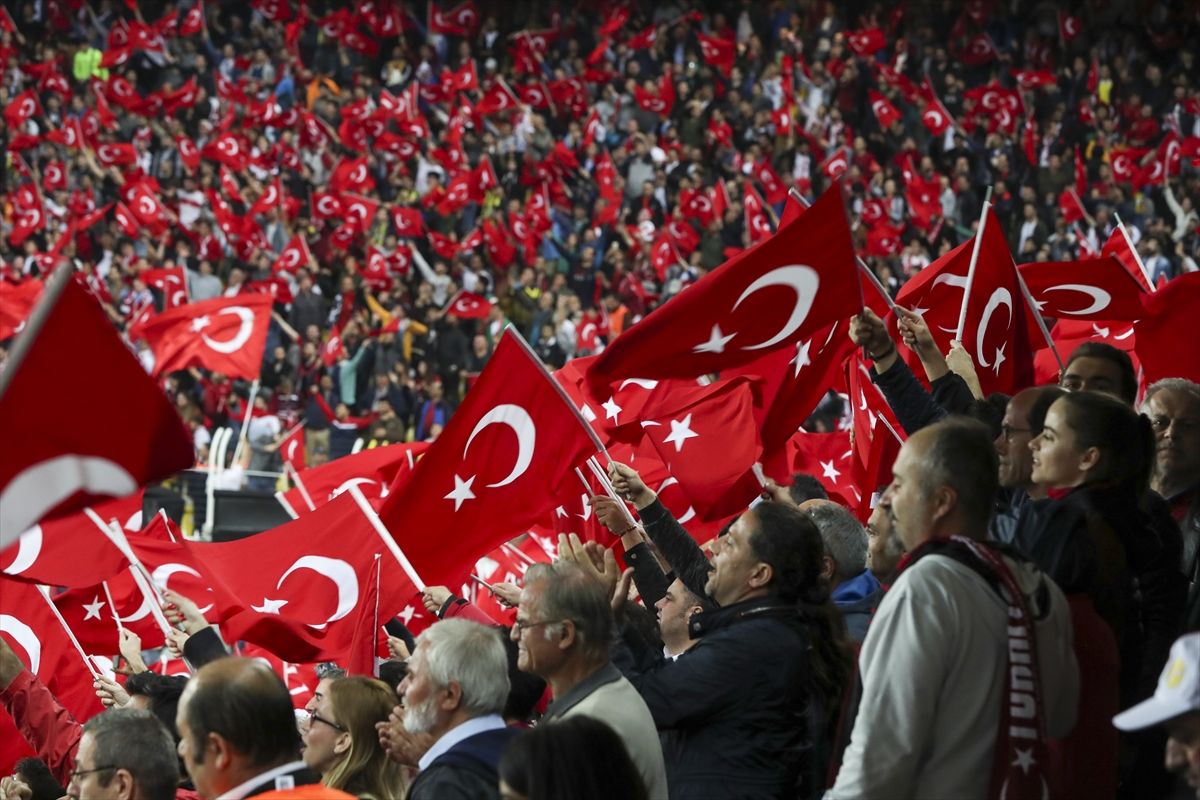 Fransa - Türkiye maçı bu akşam saat kaçta, hangi kanalda canlı yayınlanacak?
