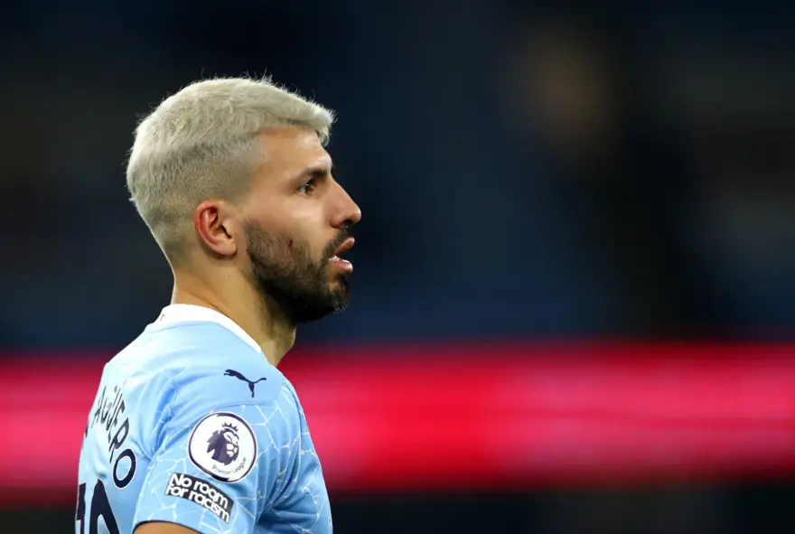 Sergio Agüero'nun kadın hakeme el hareketine büyük tepki 1 Sergio Agüero'nun kadın hakeme el hareketine büyük tepki 1