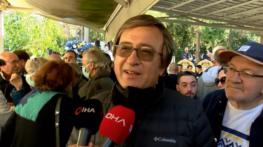 "TÜRK HALKININ KALBİNDE ULU ÇINARDI" 8