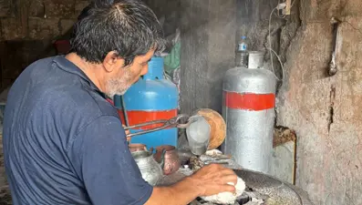 7 yaşında başladığı mesleğini 58 yıldır aşkla sürdürüyor: ''Gençlerin bu işe merakı yok''