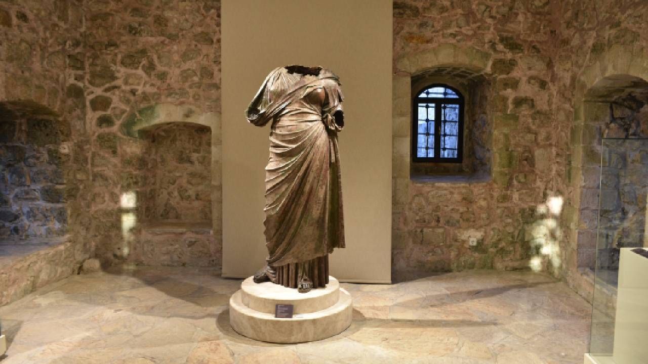 2 bin 200 yıllık "Denizden gelen kadın" ilk kez sergilendi