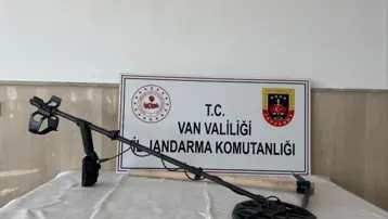 Define ararkan yakalandılar
