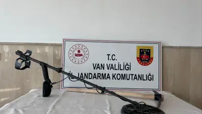 Define ararkan yakalandılar
