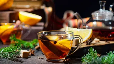 Yeşil çay ve bitter çikolata, Covid-19’u önlemeye yardımcı oluyor