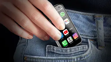 Kredi kartı boyutlarında akıllı telefon