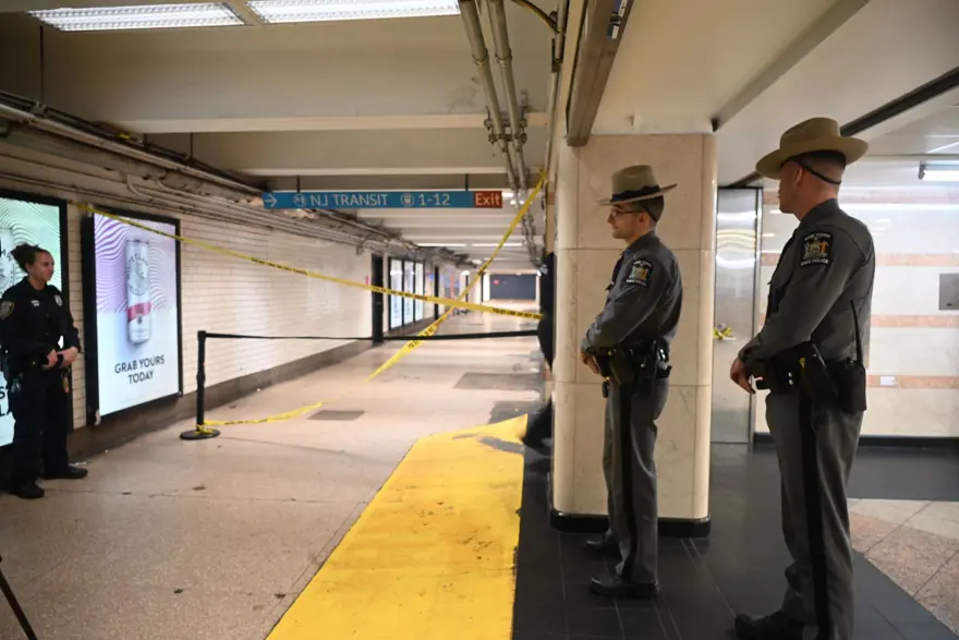 İkinci yakma vakası: New York metrosunda bir adamı ateşe verdiler 