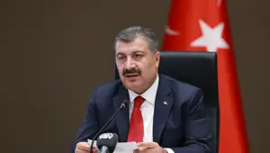 Sağlık Bakanı Koca'dan Meclis'te temsil edilen siyasi parti genel başkanlarına aşı daveti