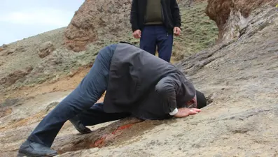 Bu suyu içenler zıplamadan duramıyor