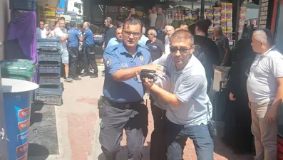 Kurusıkı silahlı kuyumcu soygununa esnaftan meydan dayağı