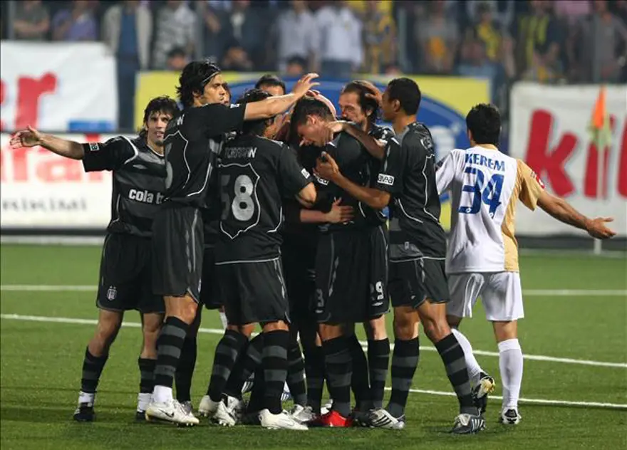 Beşiktaş'ın 3-1'lik zaferi 10 Beşiktaş'ın 3-1'lik zaferi 10