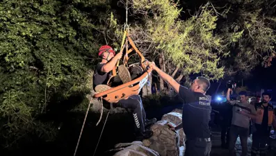 Köprüden düşen kişi yaralandı