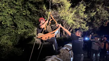 Köprüden düşen kişi yaralandı