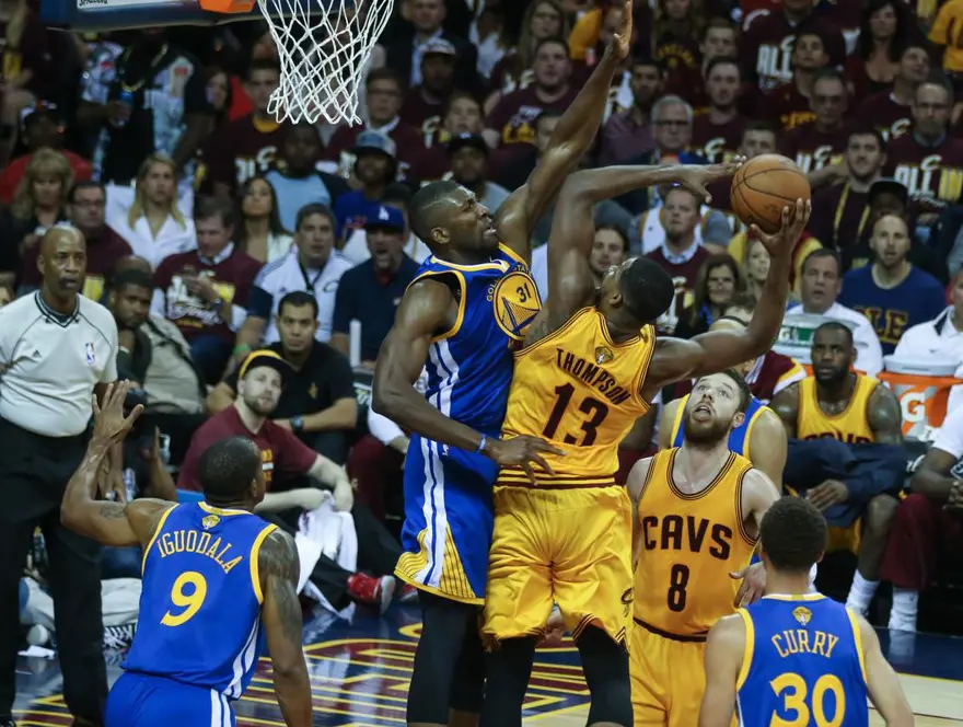 Cavaliers öne geçti , LeBron rekor kırdı 13