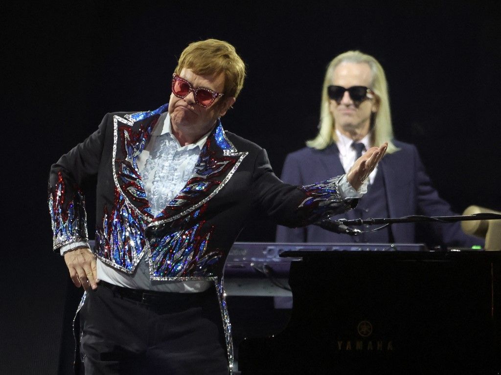 Elton John ülkesindeki son konserini Glastonbury'de verecek