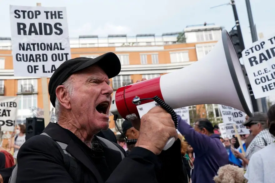 ABD'de isyan büyüyor: Los Angeles protestoları diğer şehirlere yayıldı 4