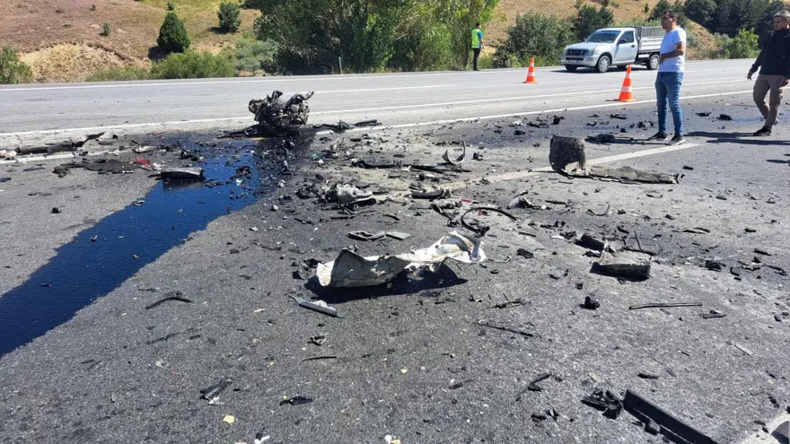 Erzincan'da katliam gibi kaza: 3 ölü, 4 yaralı 6