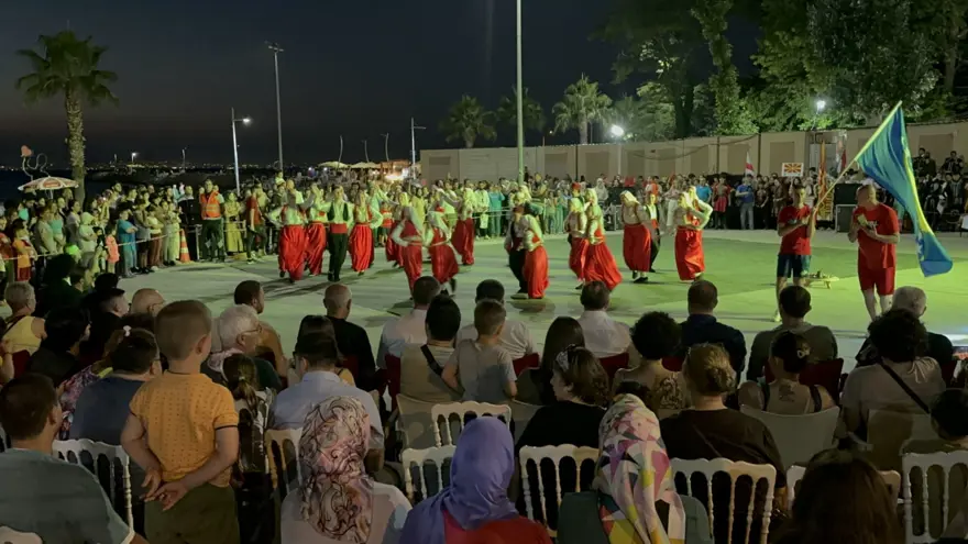 Yalova'da 36. Uluslararası Halk Dansları Festivali başladı 