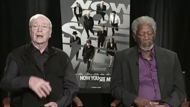 Morgan Freeman canlı yayında uyudu