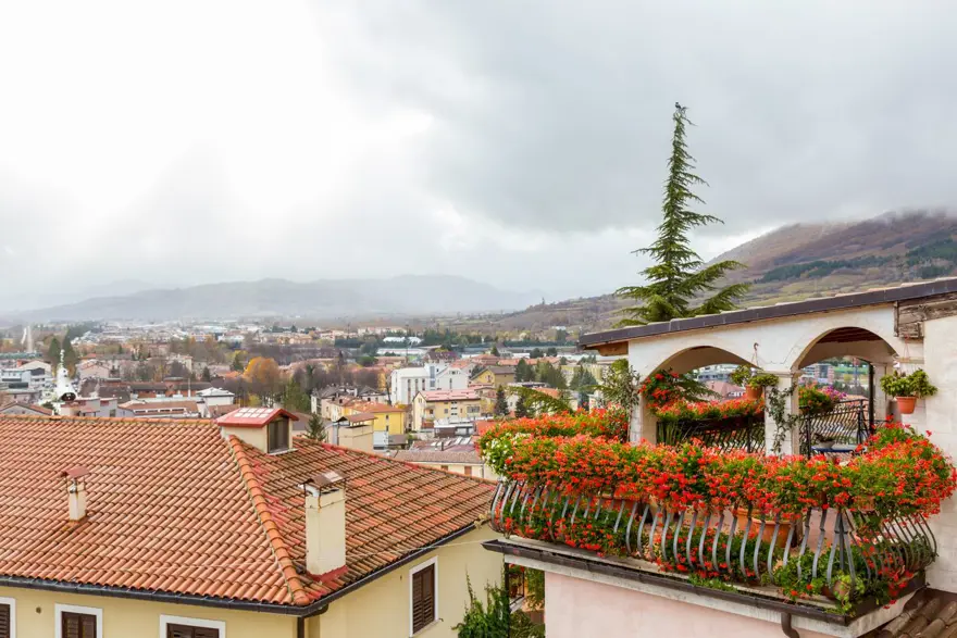 İtalya’da 1 Euro’ya evler satışa çıktı: 630 binadan 250'si satılıyor 9