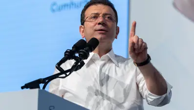 İmamoğlu'na "hakaret" davası: İki yıl hapis ve siyasi yasak istendi
