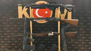 Silah tacirlerine eş zamanlı operasyon