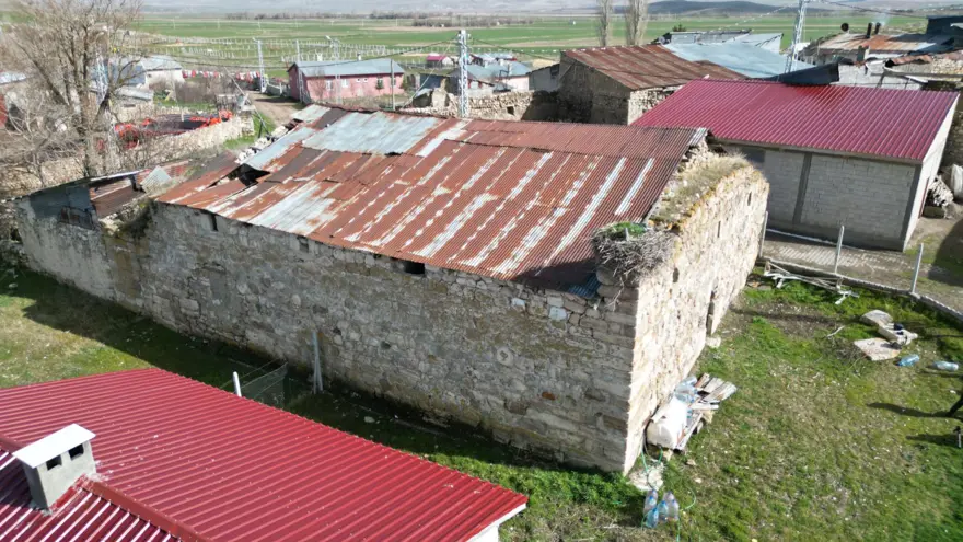 Sahibinden satılık 16 milyon TL tarihi kilise 9