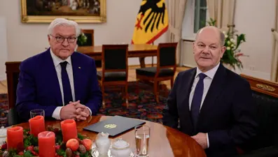 Almanya erken seçime gidiyor! Cumhurbaşkanı Steinmeier meclisi feshetti