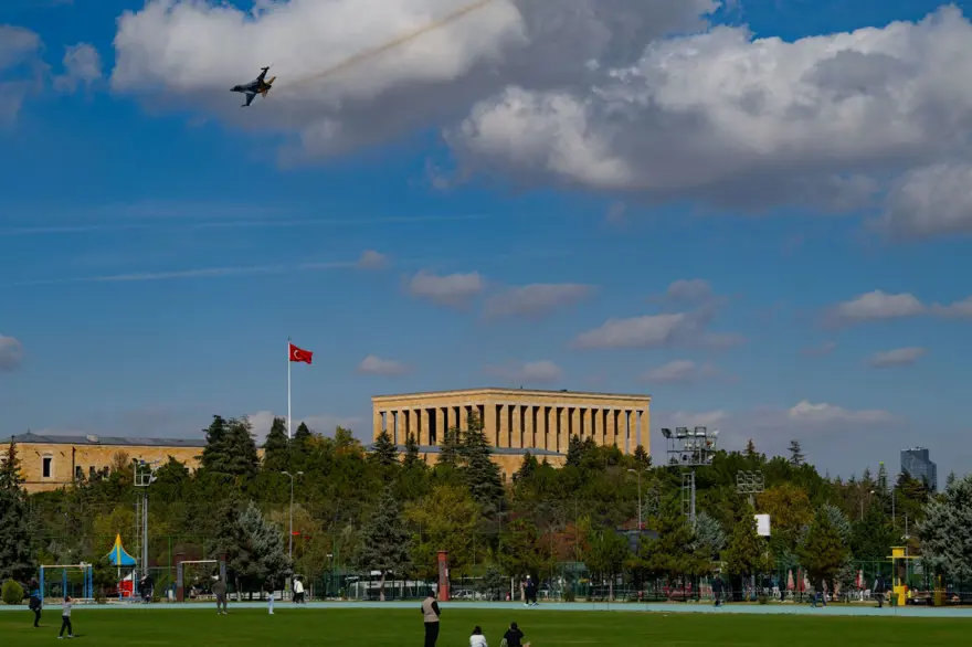 25 dakikalık büyük heyecan! SOLOTÜRK'ten Ankara'da prova uçuşu 25 dakikalık büyük heyecan! SOLOTÜRK'ten Ankara'da prova uçuşu