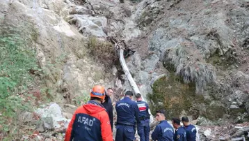 Kayıp çocuk uçurum kenarında ölü bulundu