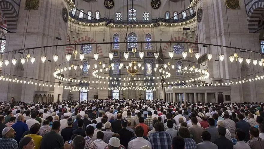 Bayram namazı saatleri 2024: Bayram namazı saat kaçta kılınacak? İstanbul, Ankara, İzmir ve tüm illerin bayram namazı saatleri 