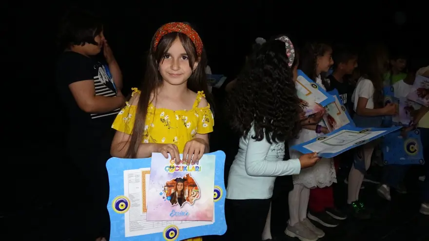 MEB'in dikkatini çekti! Bir ilke imza atan öğretmene anlamlı ödül 5