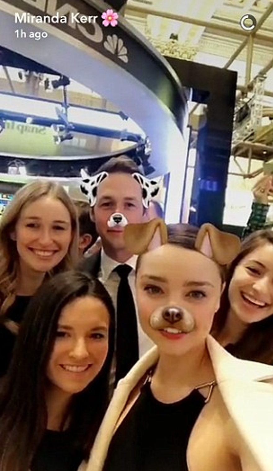 Snapchat halka arz edildi, kutlamayı Miranda Kerr yaptı! 7 Snapchat halka arz edildi, kutlamayı Miranda Kerr yaptı! 7