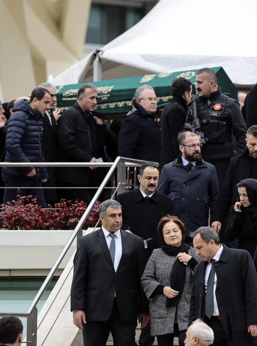 Yavuz Yılmaz son yolculuğuna uğurlandı 74 Yavuz Yılmaz son yolculuğuna uğurlandı 74