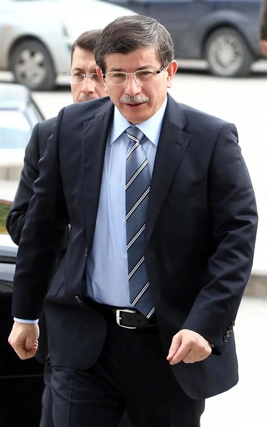 Davutoğlu ütopik bir dünyayı öngörmüyor 1